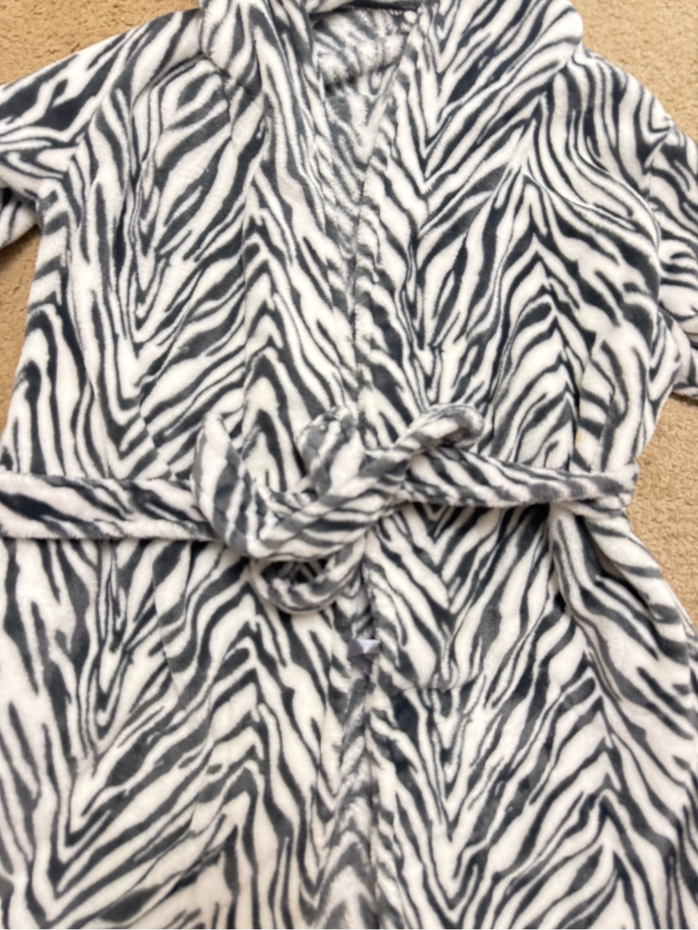 Cozy Zebra-Print Robe - Picture 2 of 5